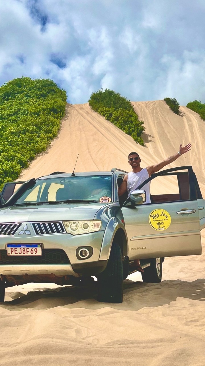 Clientes no 4x4 nas dunas